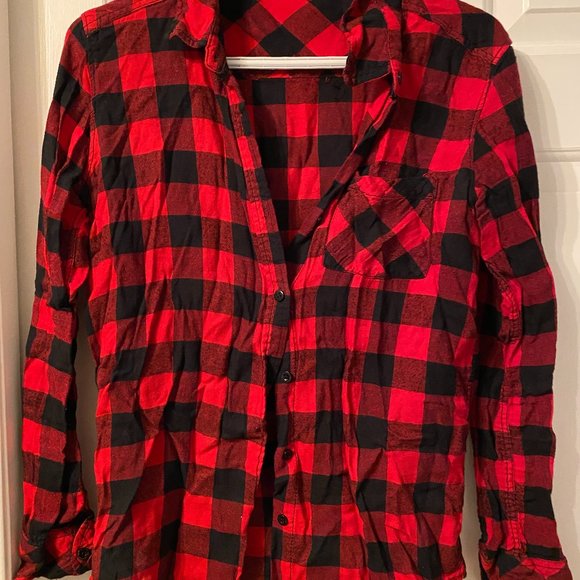 ~2 for $25 or 3 for $30 ~ Lightweight flannel - Picture 1 of 2